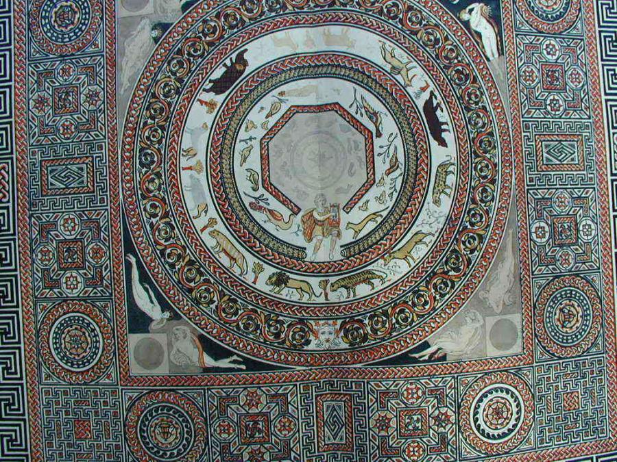 orpheus-pavement-replica-sells-for-75000-3-8ta.jpg