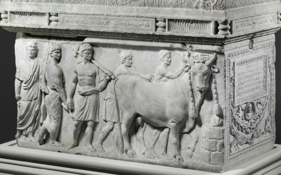 stow-sarcophagus-sold-by-sothebys-as-an-18thc-copy-1-kte.jpg