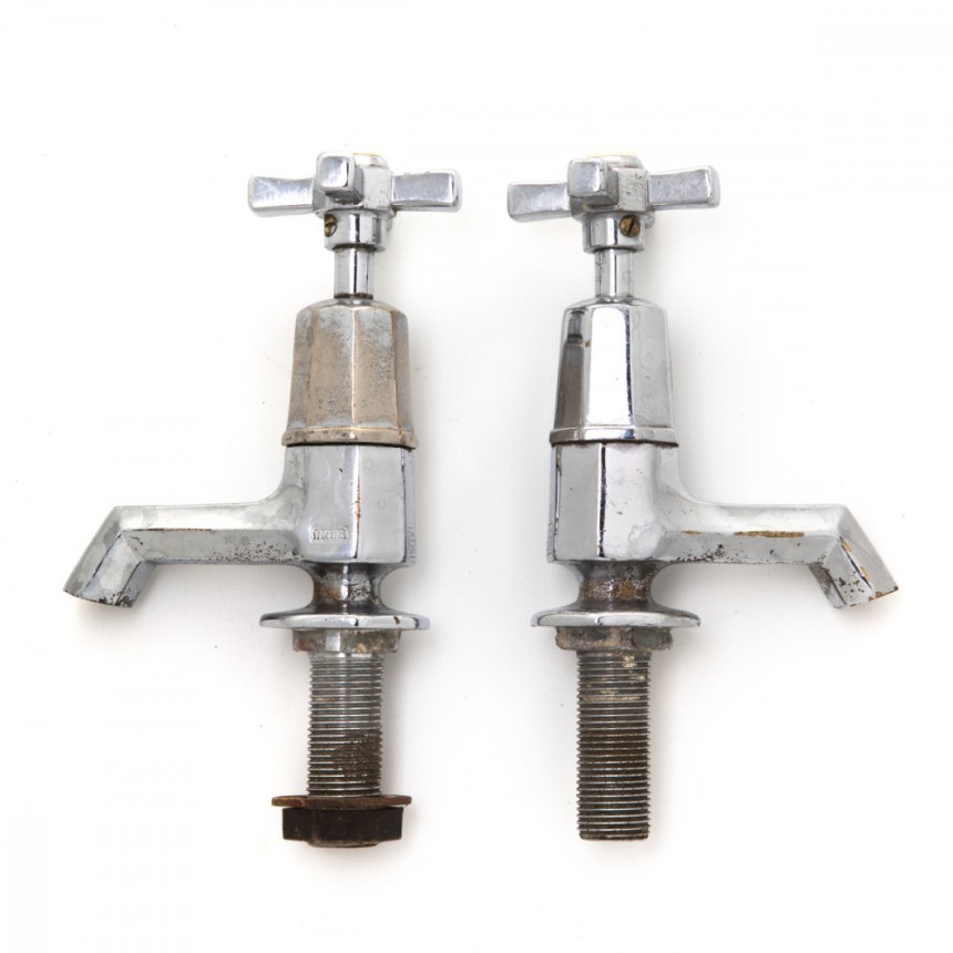 buying-and-reusing-antique-bathrooms-taps-and-sanitaryware-7-gnf.jpg