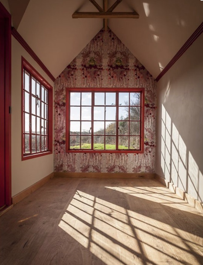tin-tabernacle-and-gothic-garden-house-coming-to-salvo-fair-3-e65.jpg