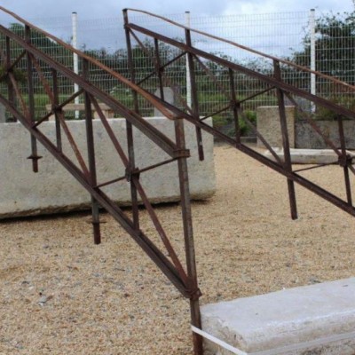 Rampes d'escalier en fer ancien / reclaimed stair handrails POA