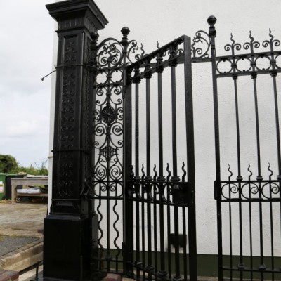 Titanic Gates