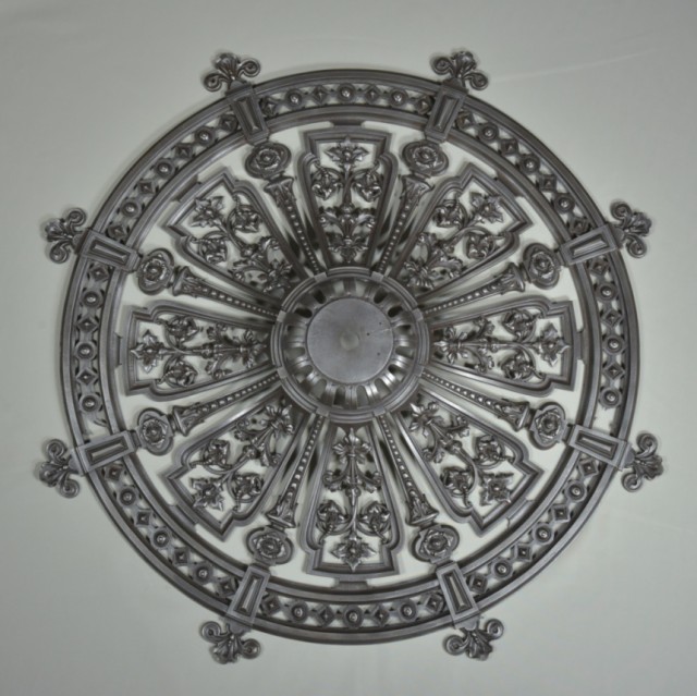 Cast Iron Ceiling Rose 1870 | Reclaimed Materials