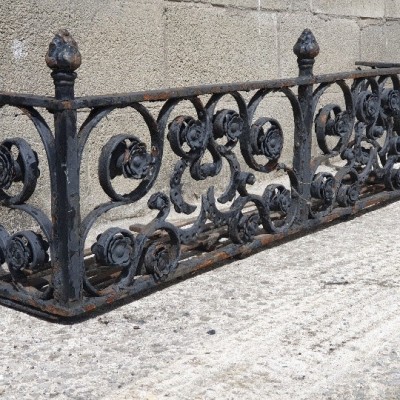 Balconette