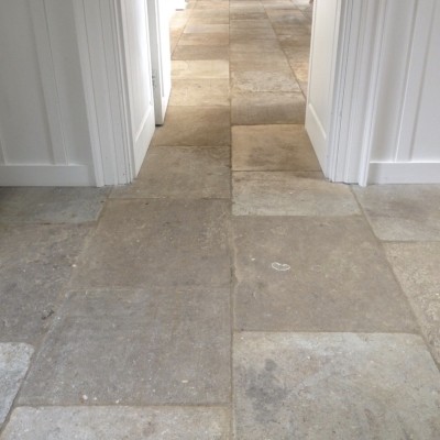 Antique reclaimed Grey Barr de Montpelier