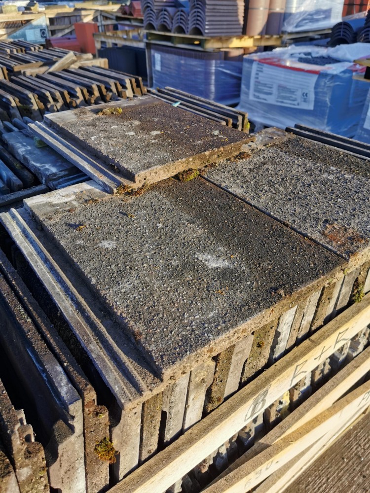 antique-reclaimed-reclaimed-marley-modern-roof-tiles-salvoweb-uk