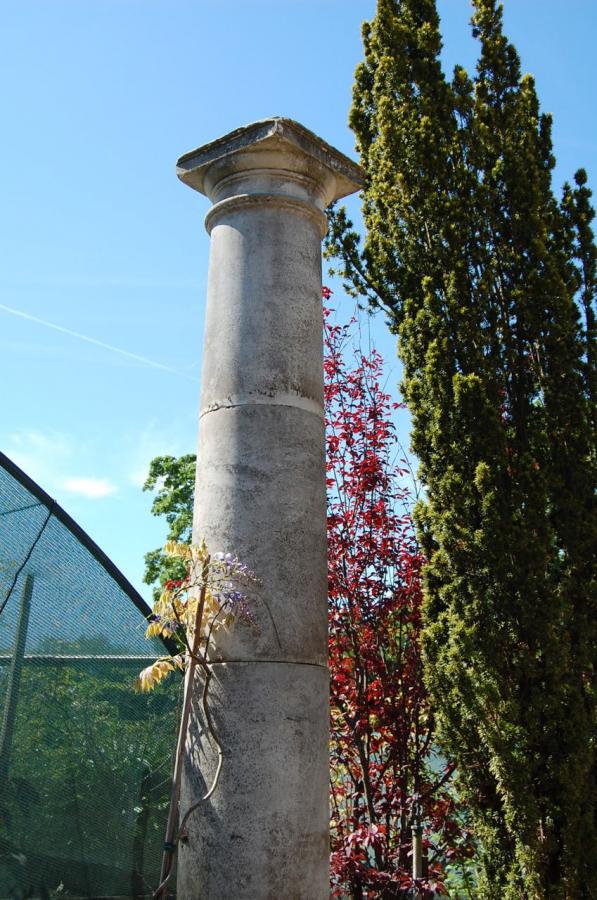 Reclaimed Portland Stone Columns V&V Reclamation