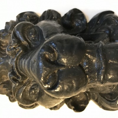 New & Repro: Resin Lions Head