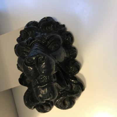 New & Repro: Resin Lions Head
