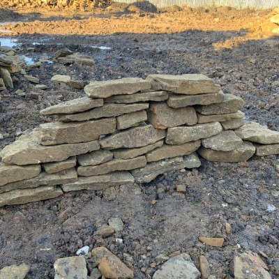 Reclaimed Yorkshire Dry Stone Wall - High Quality Thin Pieces - 200 Ton 