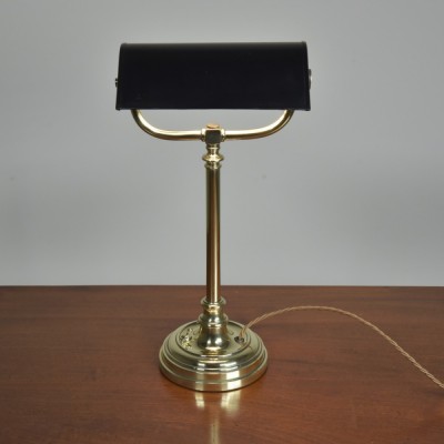 Very Good Bankers Lamp