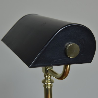 Very Good Bankers Lamp