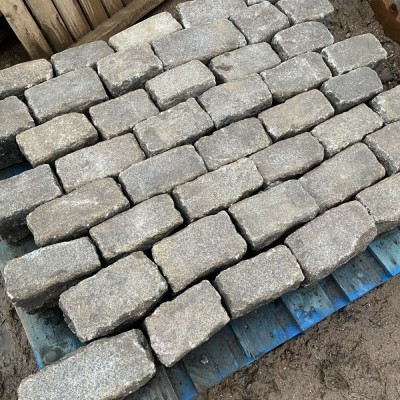 Reclaimed High Grade Granite Cobbles / Setts / Pavers - Large Quantity available