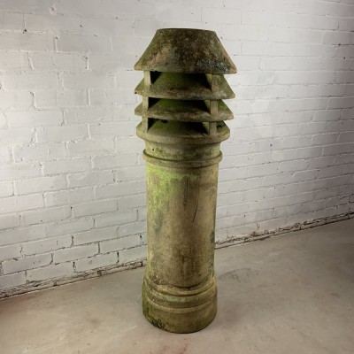 Large Antique Buff Vented Chimney Pot