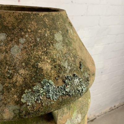 Large Antique Buff Vented Chimney Pot