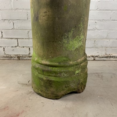 Large Antique Buff Vented Chimney Pot