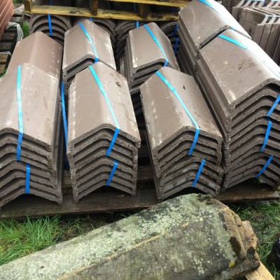 New Sandtoft Legged Angle Ridge Tile Concrete Brown 400 tiles Available stock code 019
