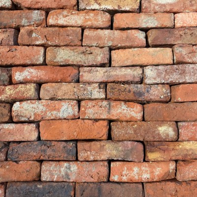 Reclaimed 2 1/2” Tudor Handmade Bricks | Pack of 450 Bricks