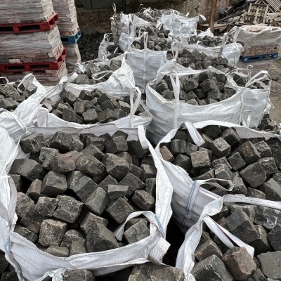 Reclaimed Dark Granite 4” Cube Cobbles