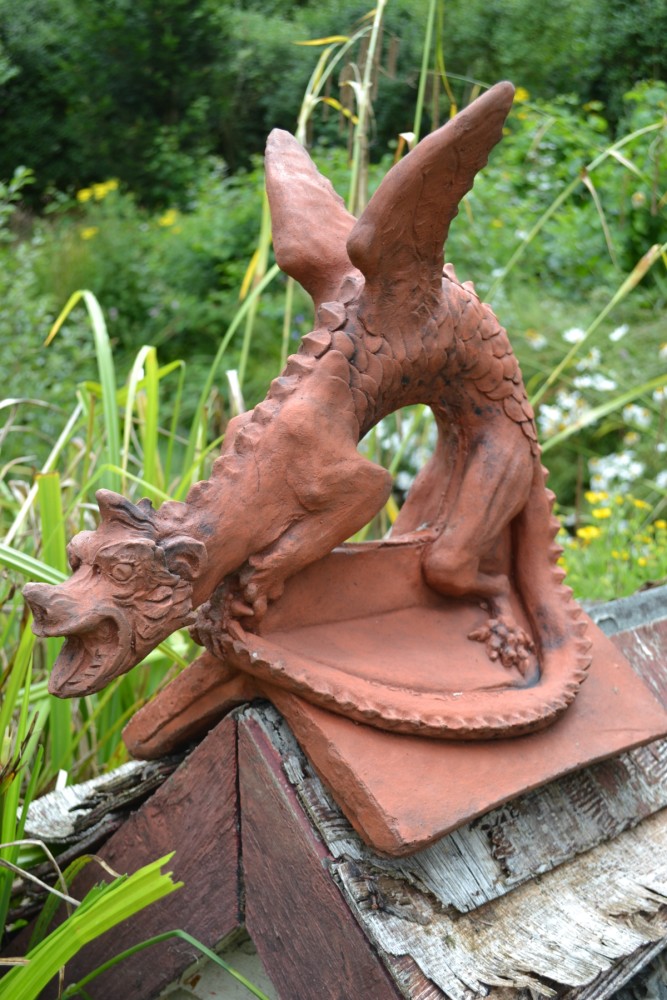Dragon Roof finial 110 degree angled ridge tile - small Brig ...