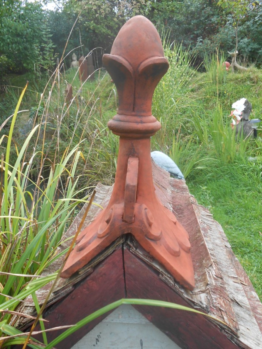 New & Repro Victorian ball decorative roof finial traditional angled ...