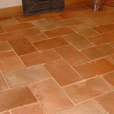 Antique reclaimed parefeuille terra-cotta