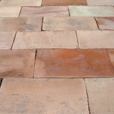 Antique reclaimed parefeuille terra-cotta