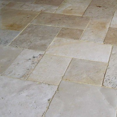 Reclaimed Antique Limestone Flagstones