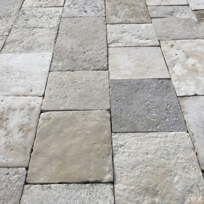 Antique Limestone Flagstone Floors - In Bands