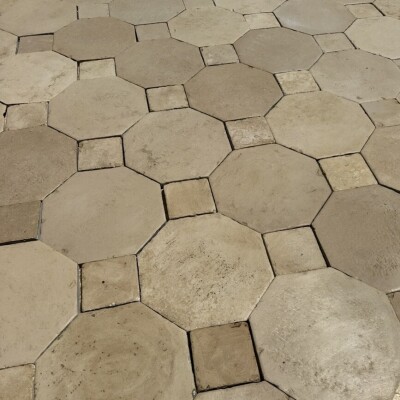Antique Reclaimed Limestone in Cabochon