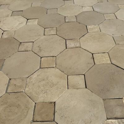 Antique Reclaimed Limestone in Cabochon