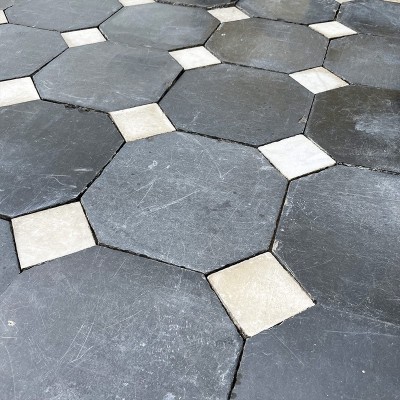 Antique marble floor with black corner squares