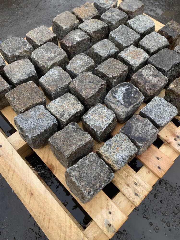 Antique & Reclaimed listings Reclaimed 4 Inch Granite Cobbles /Stone/Pavers/Dr...