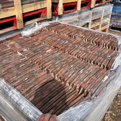 Reclaimed Dreadnought Red Clay Roof Tiles