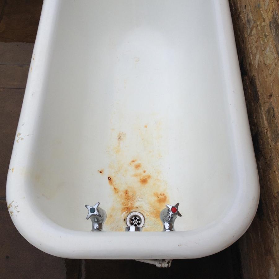 cast iron bath reclaimed