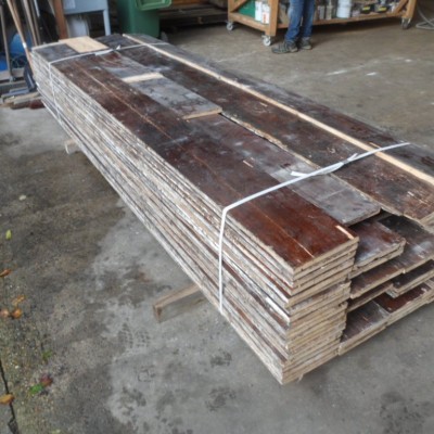 Reclaimed Pine boards.....9" wide ( 225 mm ).....45 mts sq