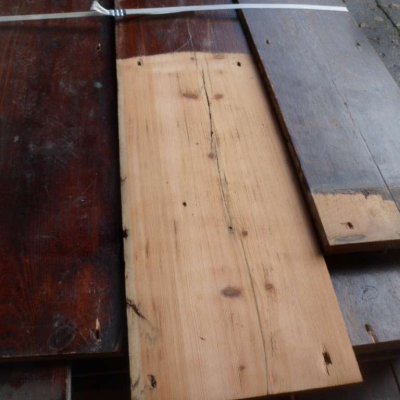 Reclaimed Pine boards.....9" wide ( 225 mm ).....45 mts sq