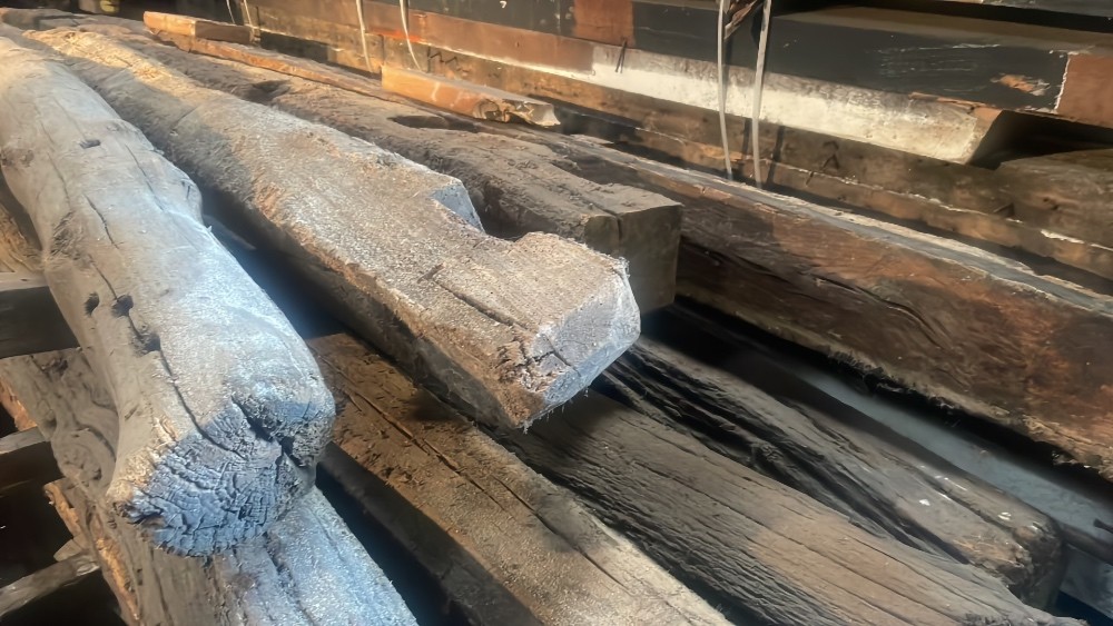 unreserved-seasonal-clearance-auction-of-architectural-salvage-and-building-materials-on-behalf-of-martin-edwards-rbm-15-ffa.jpg