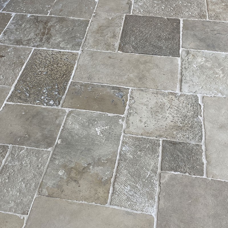 montecito-bathroom-with-bcas-truly-reclaimed-flagstones-4-sxg.jpg