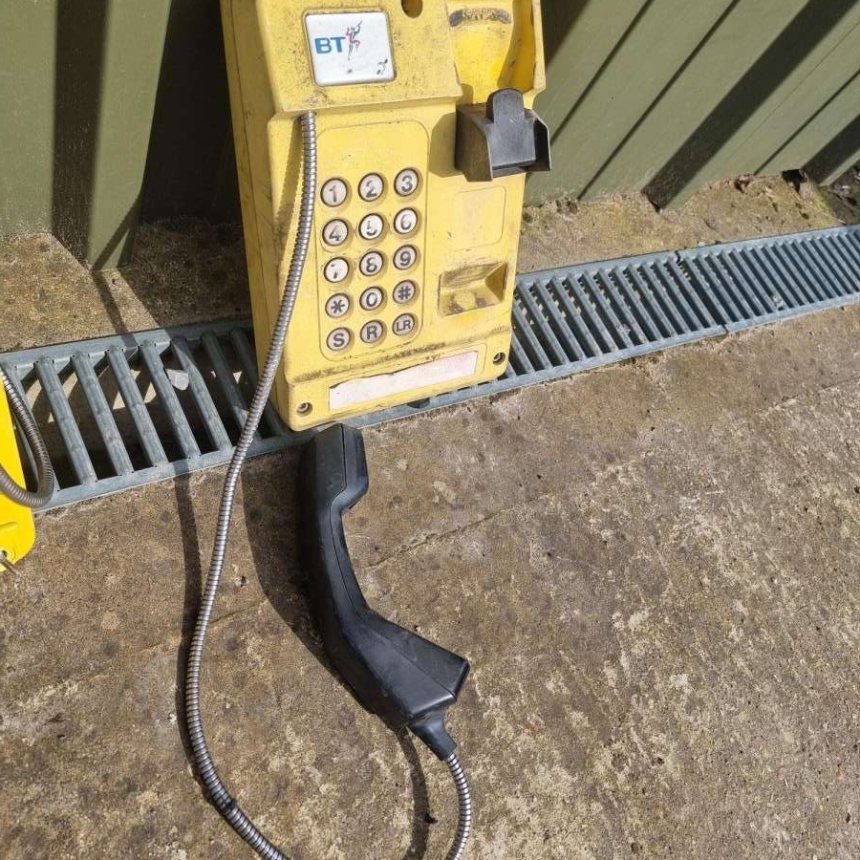 antique-reclaimed-listings-waterproof-analogue-phones-ex-airport-use