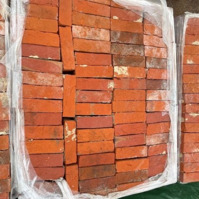 4,000 Reclaimed Handmade Bricks