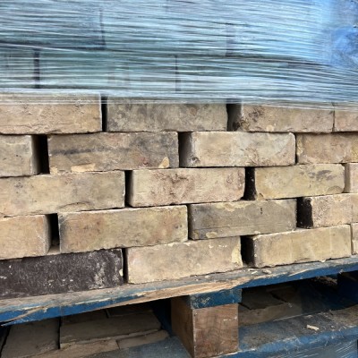 Reclaimed Cambridge 'War Boys' White Gault Handmade Bricks