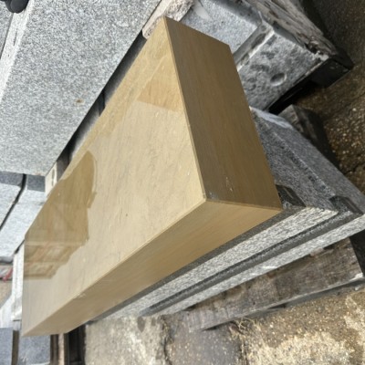 New: Sandstone steps