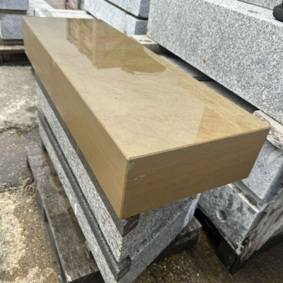 New: Sandstone steps