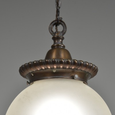 Satin Globe Gadrooned Gallery