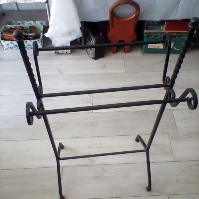 Cast Iron Cast Iron decorative Towel Rail