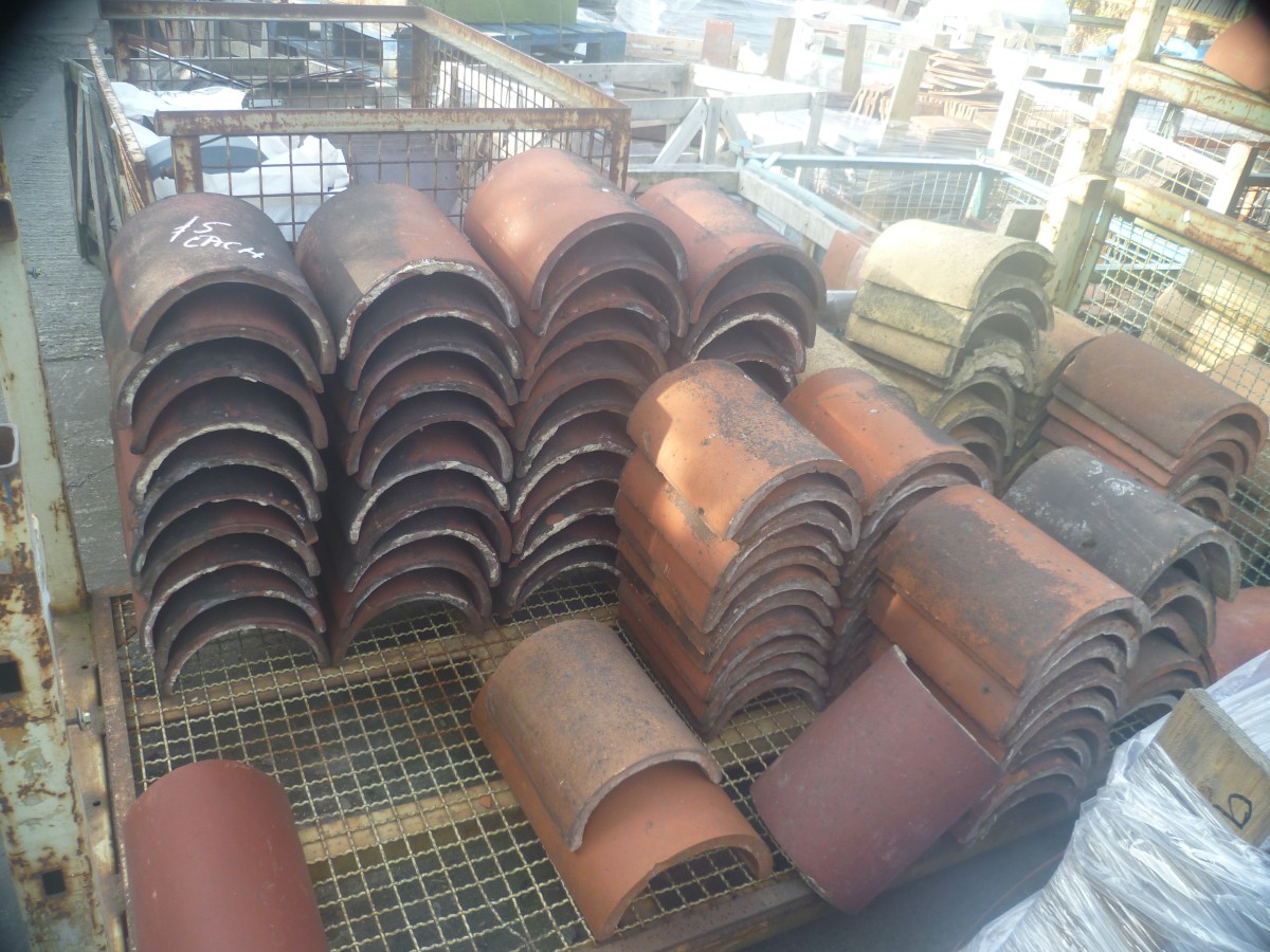 Antique & Reclaimed Reclaimed Quality Ridge tiles Large amounts tiles ...