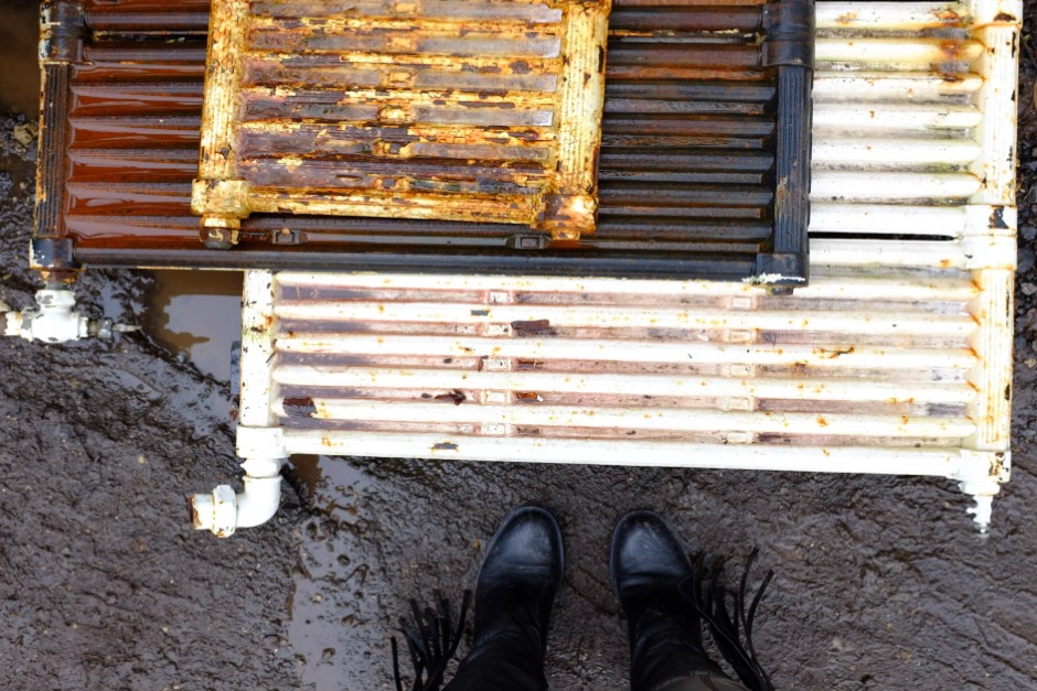 and-just-like-that-architectural-salvage-gets-a-shout-out-1-6el.jpg