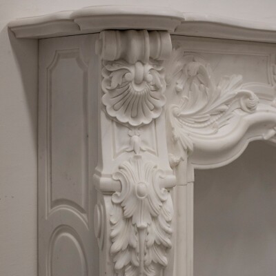 French Louis XV Fireplace Surround in Statuary Marble I Pair available