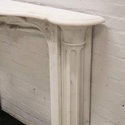 Antique Victorian Statuary Marble Surround with Carved Eagle